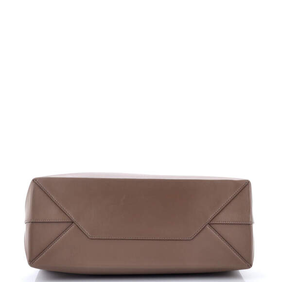 Balenciaga Duty Free Chain Tote Leather #238999B18B - Picture 4 of 7